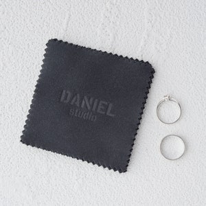 100 pezzi di panni per lucidatura personalizzati con logo Panno per la pulizia dei gioielli personalizzato 8 x 8 cm con busta di carta