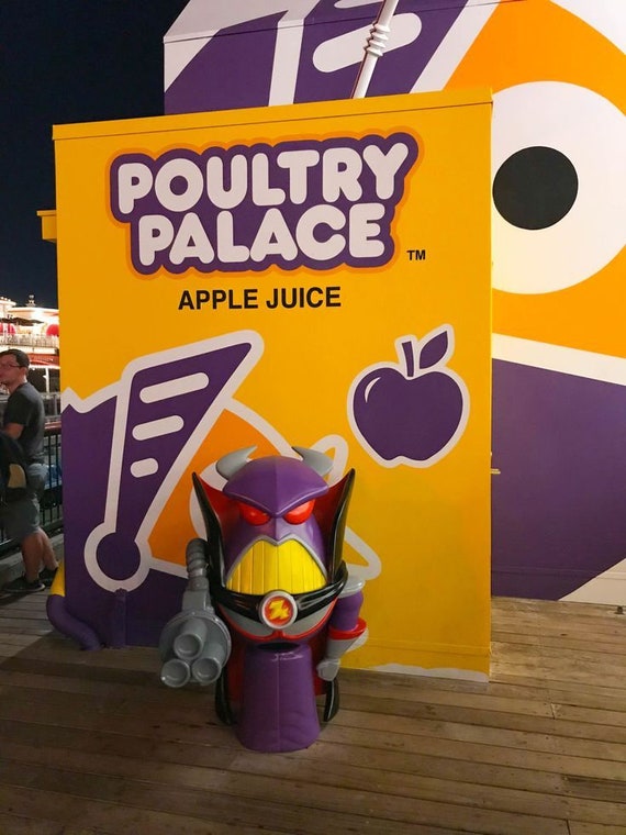 apple juice toy