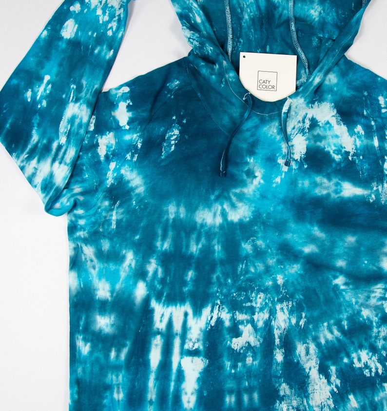 hand dyed clothes long sleeves shirt Womens hoodie emerald green tie dye swetashirt womens artistic clothes womens tie dye sweatshirt
