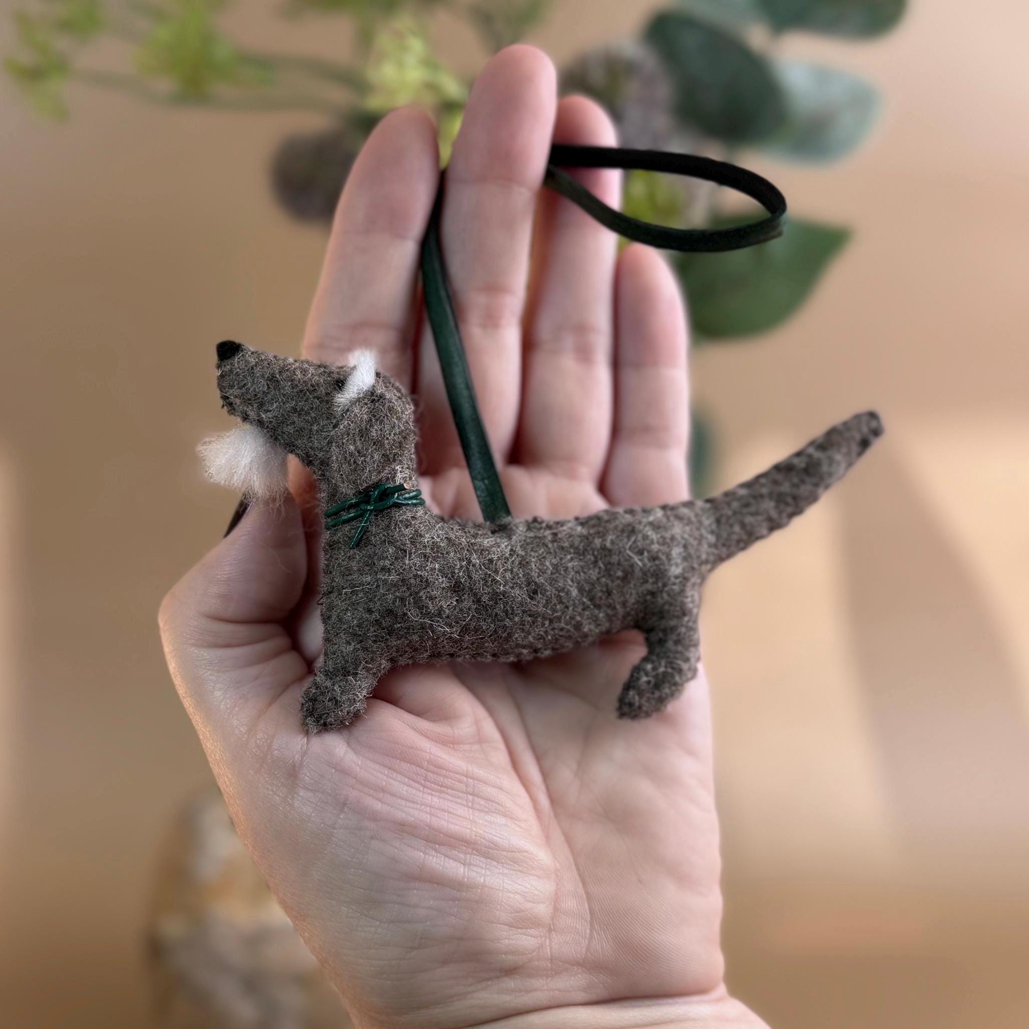 Porte-clés NICI Teckel En Peluche Brun – 10 Cm – Fidèle Compagnon Pour Sac à Dos, Trousseau Ou Cadeau – Modèle 61896