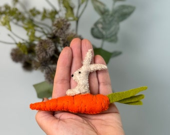 Osterhase Hase Kaninchen, Möhre Karotte Frühling, Ostern Osterdeko Filz Fenster Tür Anhänger Hänger scandinavisch Osterschmuck Zweig süß