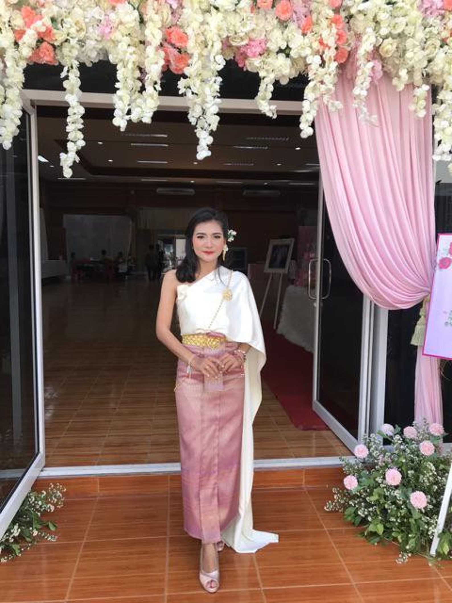 Embroidered Flower Leather Trim Wristlet - Thailand