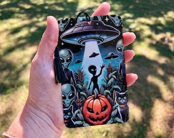 Halloween UFO Alien Bookmark, Witchy Bookmarks, Laminated Bookmarks, Gothic Bookmark, Booktok, Bookish Gifts, extraterrestrial, ufo art