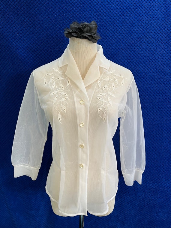 1940s 1950s nylon white fitted blouse vintage ori… - image 1