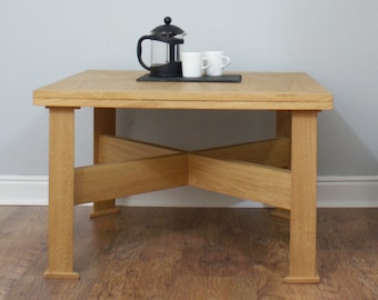 Mesa de centro clásica de roble convertible en mesa de comedor extensible