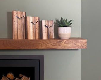 Relojes de pared de madera o de pie de madera mixta