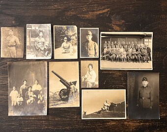 Sammlung von 10 antiken Sepia-Fotografien aus Japan um 1890-1940