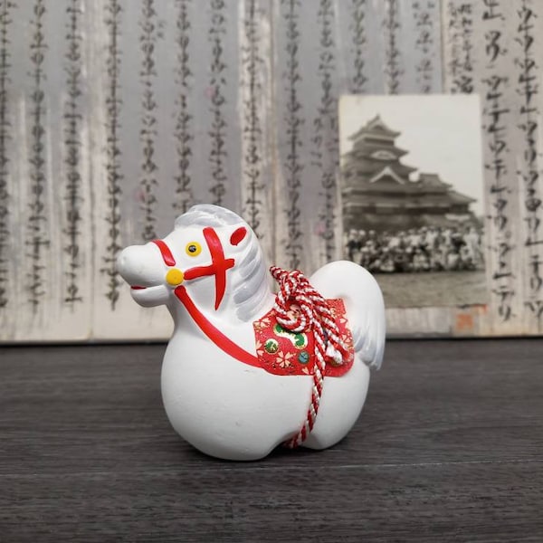 Paardvormige klei keramische bel, Japanse volkskunst, Japanse bel 9,2 cm