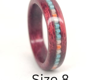 Size 8 single beaded ring