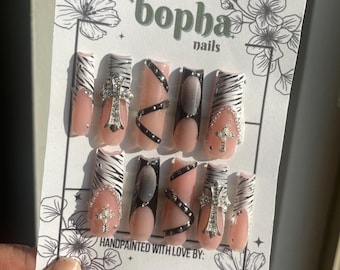 Uñas Opium negras y plateadas, conjunto de cebra cromado Alt, cadena de corsé Aura con cinturón BB, uñas postizas de gel Y2K Baddie Press On, conjunto XL Cross Square