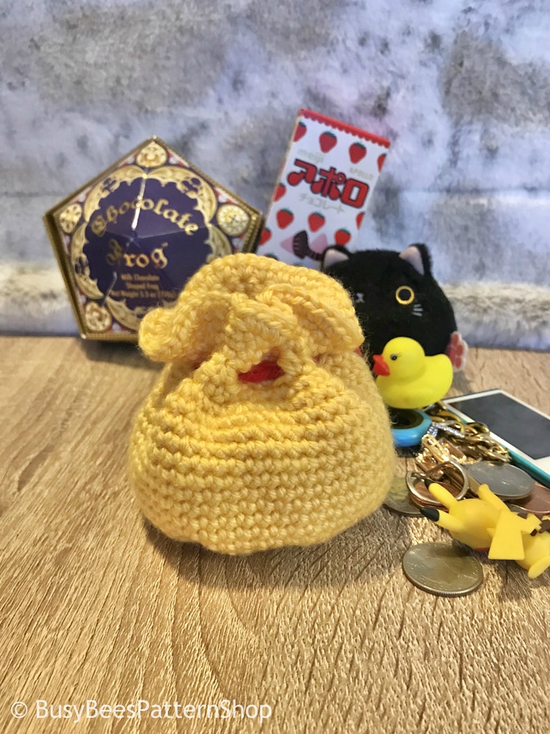 Animal Crossing Bell Bag PATTERN~Crochet~Amigurumi Coin Pouch~Dice Bag~Gamer Bag~Bag for Treasures and Knick-Knacks~Pouch for Pirate Costume