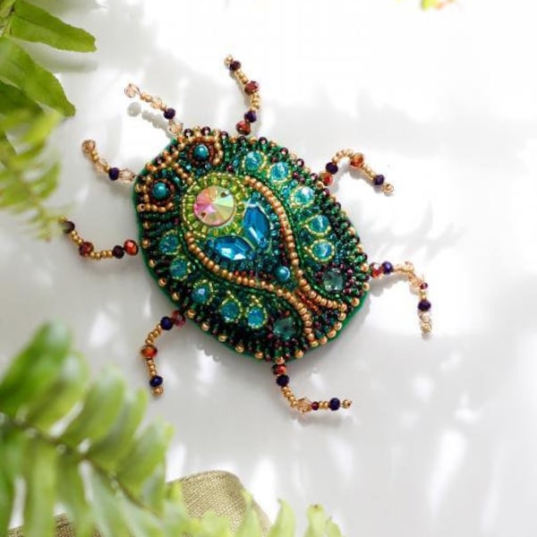 DIY Bead brooch kit Mau-sit-sit beetle Bead embroidery kit Size: 1.9"×2.5" (4.8x6.5 cm), GIFT
