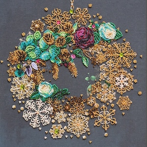 DIY Bead Embroidery Kit New year wreath, GIFT Size: 10.6"×15" (27×38 cm) | Abris art Christmas