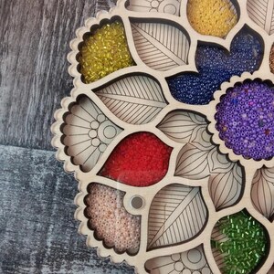 Wood Bead Organizer Tray with Lid – Wooden Craft Storage Box for Beading, Handmade Tool for Jewelry Makers, Gift for Crafters