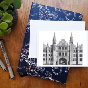Marischal College, Aberdeen • Leere Geburtstags- oder Grußkarte • Architektonische Stiftzeichnung, handgemacht in Schottland • Geschenk im Letterbox-Design