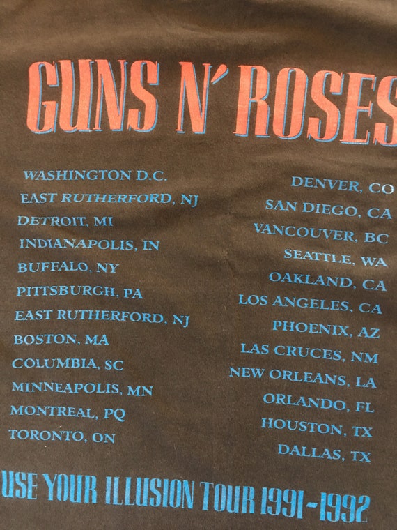 1991 1992 official Guns N Roses tour tee - image 3