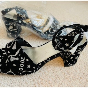 Women’s glitter party heels