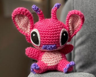 Lilo y Stitch - Ángel - Peluche inspirado en Disney hecho a mano de ganchillo Amigurumi Ohana Hawaii