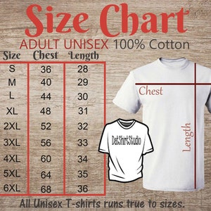 Może przedstawiać: Tabela rozmiar&oacute;w dla unisexowych koszulek wykonanych w 100% z bawełny. Tabela pokazuje wymiary klatki piersiowej i długości w calach dla rozmiar&oacute;w od S do 6XL.  Wszystkie unisexowe koszulki są zgodne z rozmiarem.