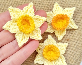 Crochet Pattern ~ Daffodil Flower Applique Embellishment