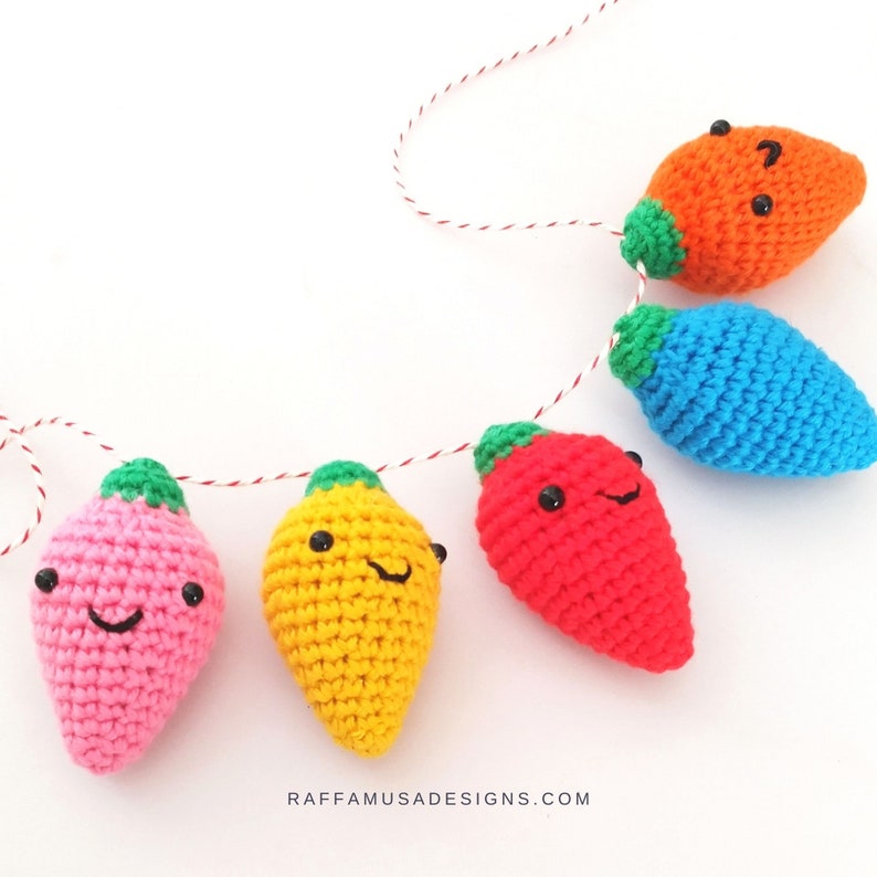 Crochet Pattern Christmas Light Amigurumi Christmas Tree Ornament Decoration Keychain image 4