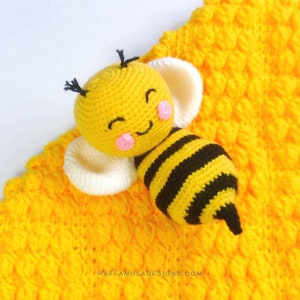 Crochet Pattern ~ Amigurumi Bee – Bee Stuffed Toy – Softies