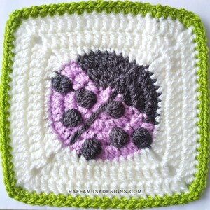 Crochet Pattern ~ Ladybird Granny Square – Ladybug – Lady Beetle Crochet Block
