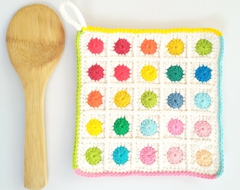 Crochet Pattern - Scrappy Dots Potholder - Scrap Busting Hot Pad - Trivet