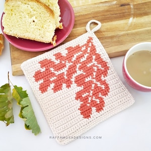 Crochet Pattern - Acorn Leaves Potholder - Tapestry Crochet Hot Pad - Fall Leaf Trivet