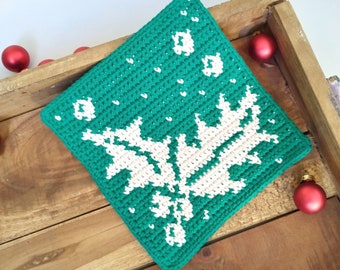 Tapestry Crochet Pattern ~ Christmas Holly Potholder - Holiday Kitchen Decor - Hot Pad - Trivet