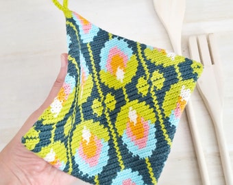 Crochet Pattern - Vintage Potholder - That '70s Pot Holder - Double-Thick Magic Square Origami Hot Pad