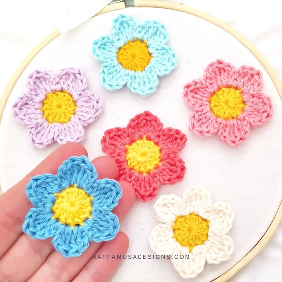 Crochet Pattern 6-Petal Flower Applique Easy Floral Embellishment