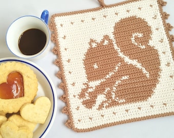 Crochet Pattern ~ Squirrel Potholder - Tapestry Crochet Hot Pad - Kitchen Decor - Trivet Pattern