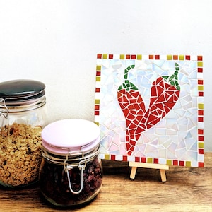 Chilli Pepper Kitchen Mosaic Kit - DIY Craft Box - Kitchen Décor - Table Art - Place Mat - Table Design - Fruit and Veg