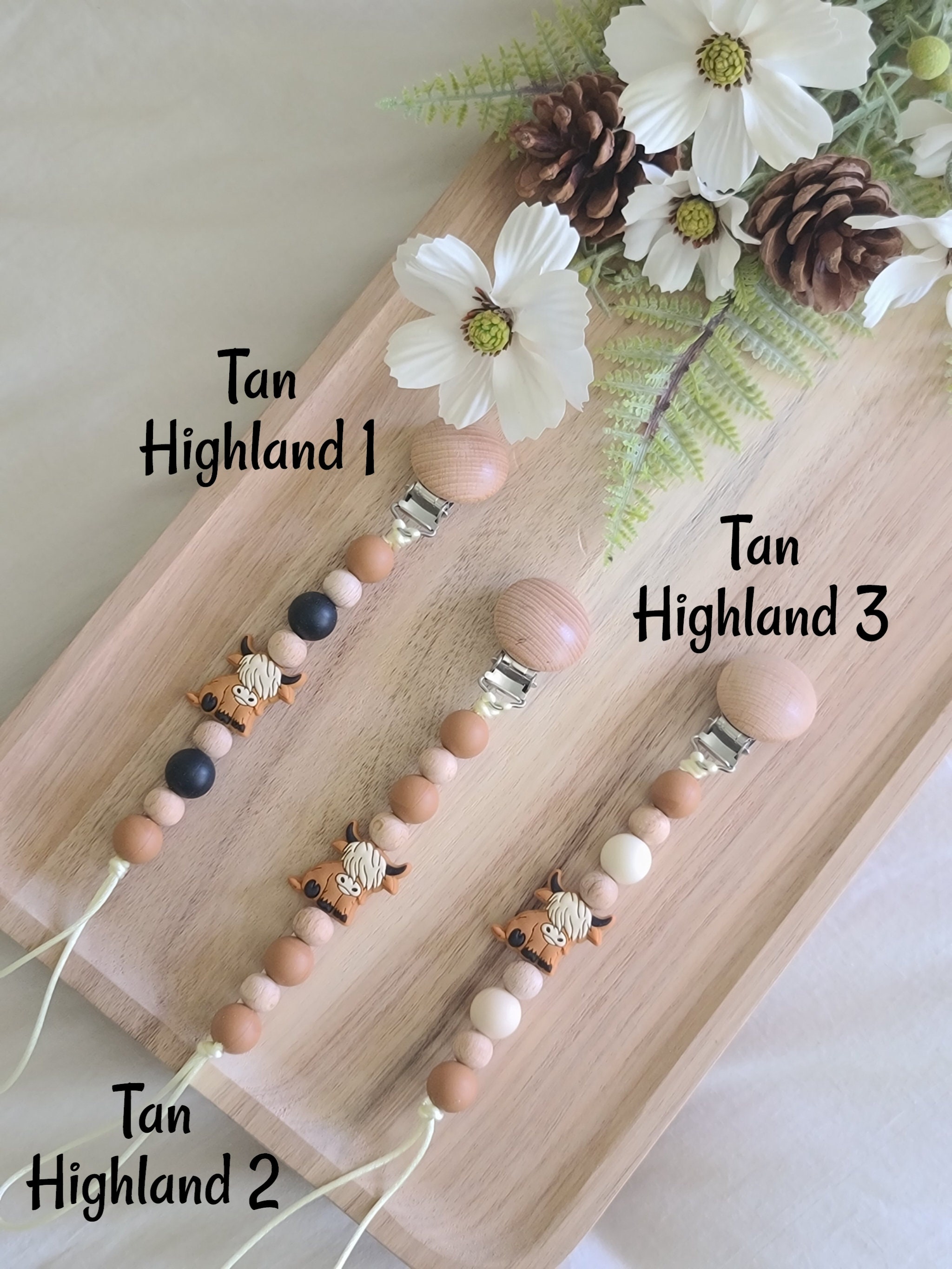 Highland Cow Pacifier Clip | Farm Pacifier Clip | Cow Dummy Clip | Cow Binkie Clip |Cow Baby Gifts |Mama Gifts |Baby Shower Gifts |Cow Print