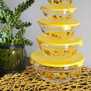 Durable Imperial 'Flower Dute' 5pc Glass Lidded Nesting Bowl Set with Sunflower Motif