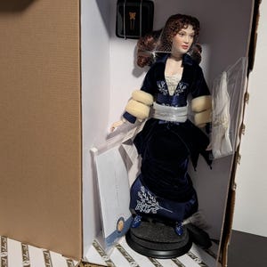 Rose Titanic Figurine - Etsy
