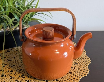Super Cute MCM Paprika Enamelware Teapot with Wood Handle Made in Japan, Original Sticker