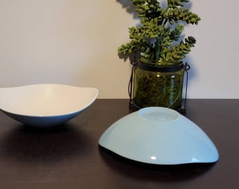 Awesome MCM Ben Seibel for Iroquois 'Blue Vineyard' 7.5" Oval Individual Serving Bowl Set of 2