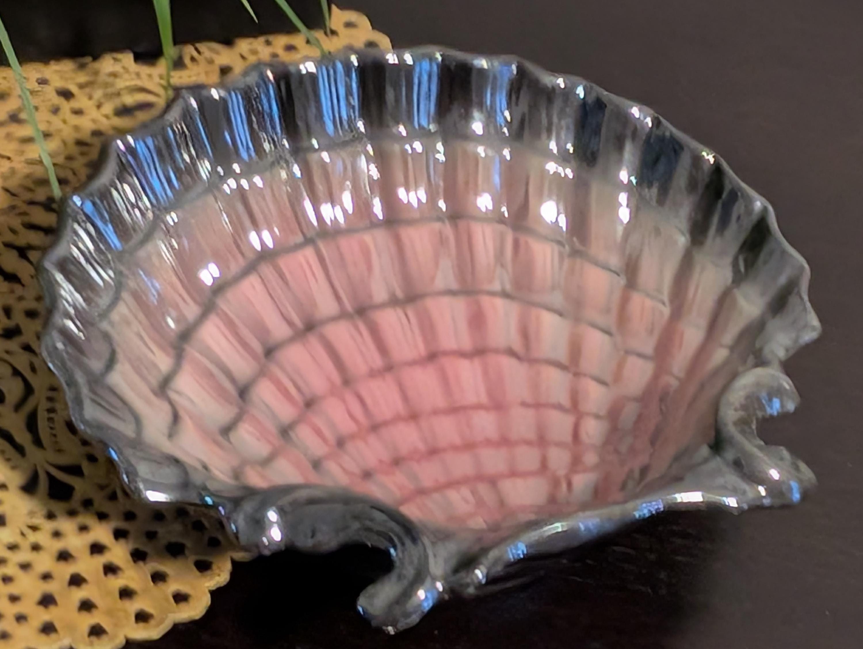 Vintage Pink & Gray Iridescent Pleated Ceramic Clam Shell Centerpiece ...