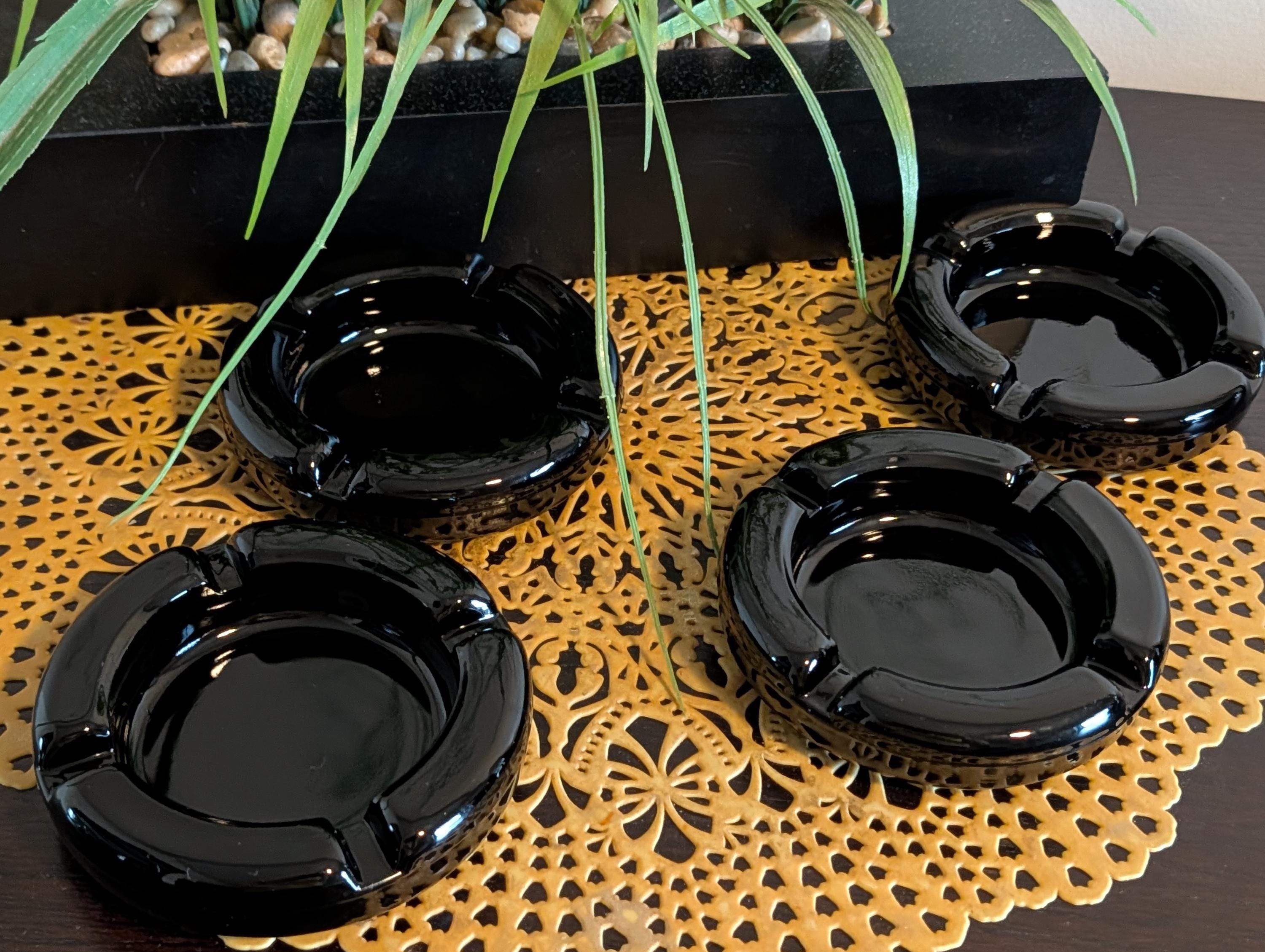 Awesome MCM Tiara Black Heavy-duty Glass Stackable Ashtray Set of