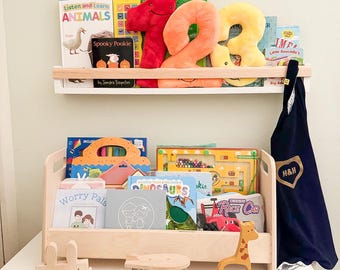 Kids Portable Bookshelf Montessori Bookshelf Wooden Furniture Nursery Gift Toddler Book Shelf Gift for Kid Gift for Toddler MICHAEL