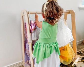Kids Montessori Clothing Rack: Wooden Dress Up Wardrobe for Playroom Storage