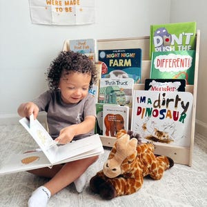 Fabriqué aux États-Unis ! Étagère Montessori avec rangement caché pour tout-petit, meuble en bois Montessori, cadeau d&#39;anniversaire pour tout-petit, TOMIBOY