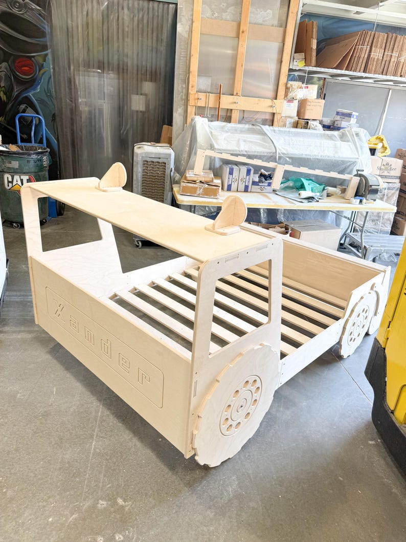 Montessori Tractor Bed Toddler, Wooden Floor Bed Frame Kids, Birch Plywood Twin Bed, Farm Theme Bedroom Furniture, Boys Bed O'REILLY image 7