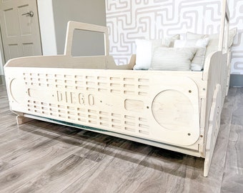 Kleinkind Montessori Boden Bett LKW Bett für Kleinkind Jungen Holzbett für Kinderzimmer Einzigartiges Kinderbett Bronco inspiriert Bett Kleinkind Jungen Geschenk CAM V2