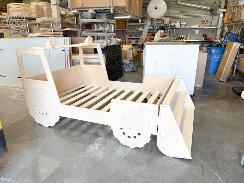 Montessori Tractor Bed Toddler, Wooden Floor Bed Frame Kids, Birch Plywood Twin Bed, Farm Theme Bedroom Furniture, Boys Bed O'REILLY image 2