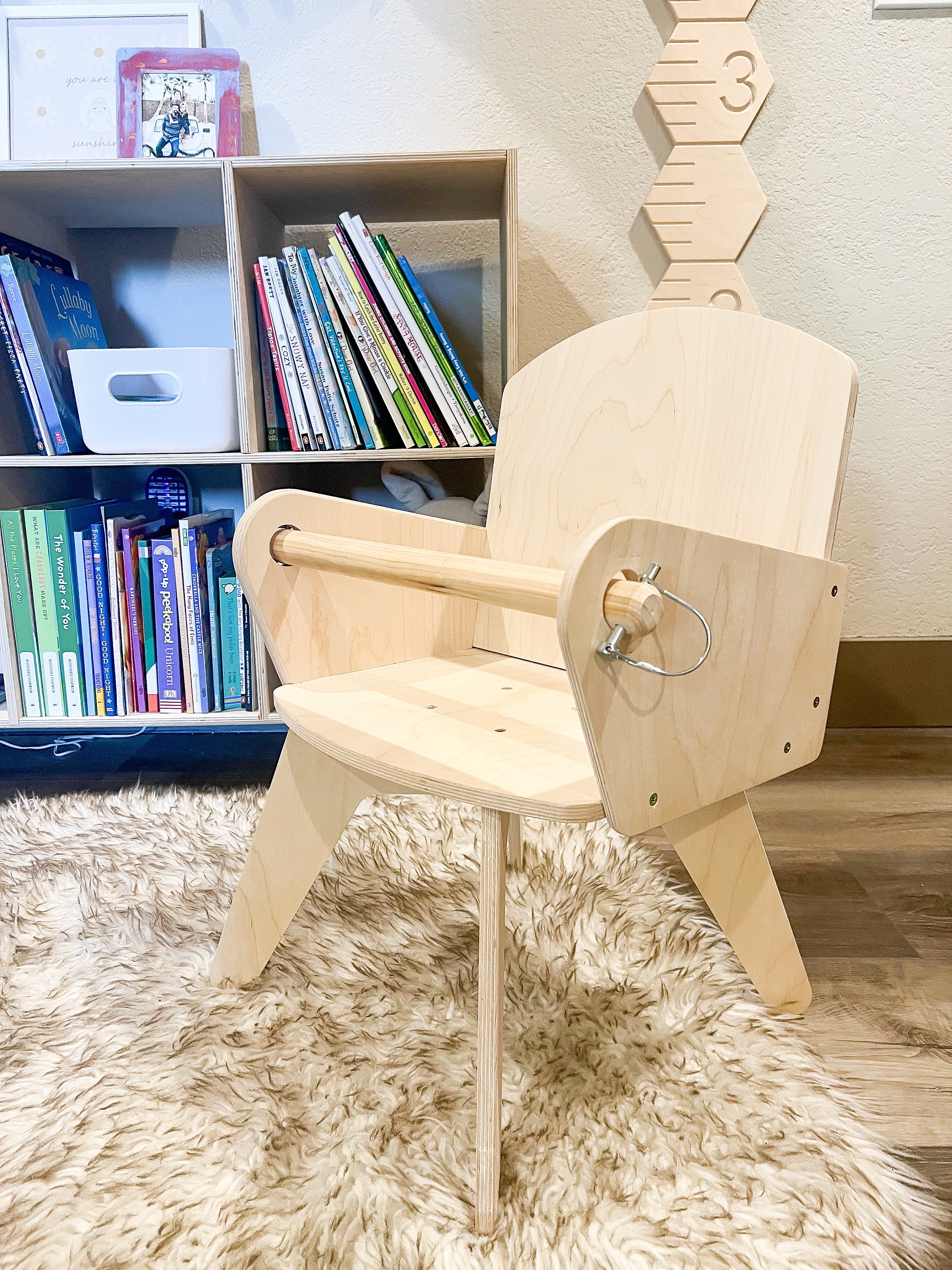 The very hungry caterpillar corner bookshelf seat sale