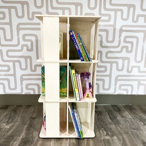 Montessori Bookshelf Rotating Shelf Montessori Furniture Wooden Children's Furniture Rotating Book Display Classroom Furniture LAZY SUZAN Bild 4