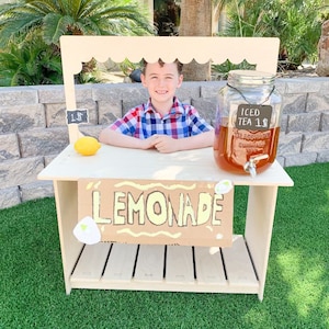 PAIGE- Montessori Lemonade Stand - Kissing Booth - Girl Scout Cookies - Market Stand - Play Store - Children's Lemonade Stand - USA!!